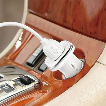 Автомобильное ЗУ BOROFONE BZ12A (1USB: QC3.0) цвет: белый