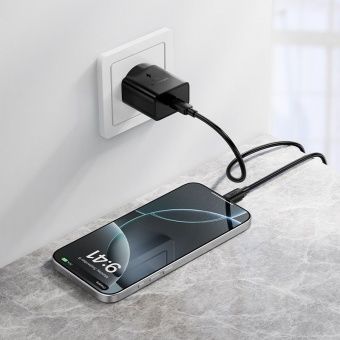 Сетевое зарядное устройство Hoco N76 (PD25W)  цвет: черный 